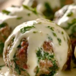 Spinach Garlic Meatballs Stuffed with Mozzarella